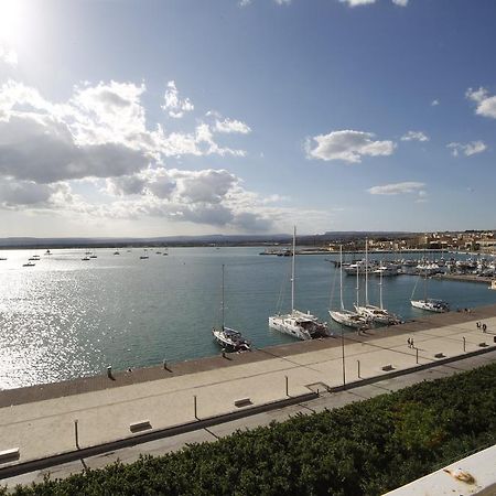 Ortigia Camere Con Vista Da Giulio B&B Syracuse Exteriér fotografie