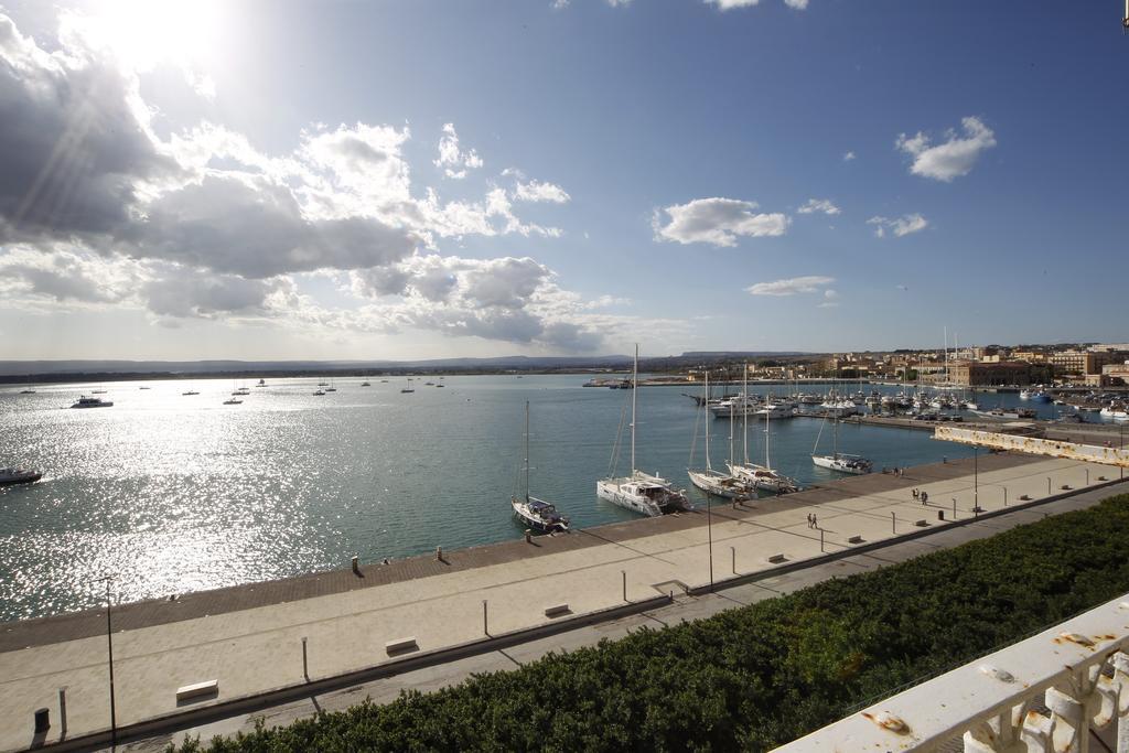 Ortigia Camere Con Vista Da Giulio B&B Syracuse Exteriér fotografie