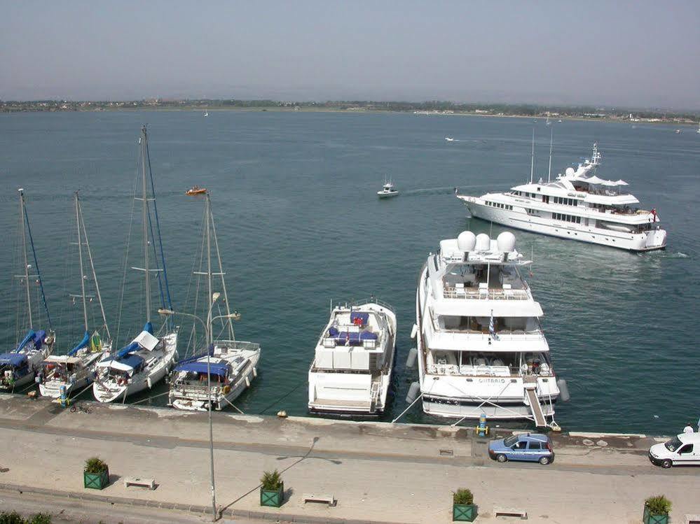 Ortigia Camere Con Vista Da Giulio B&B Syracuse Exteriér fotografie