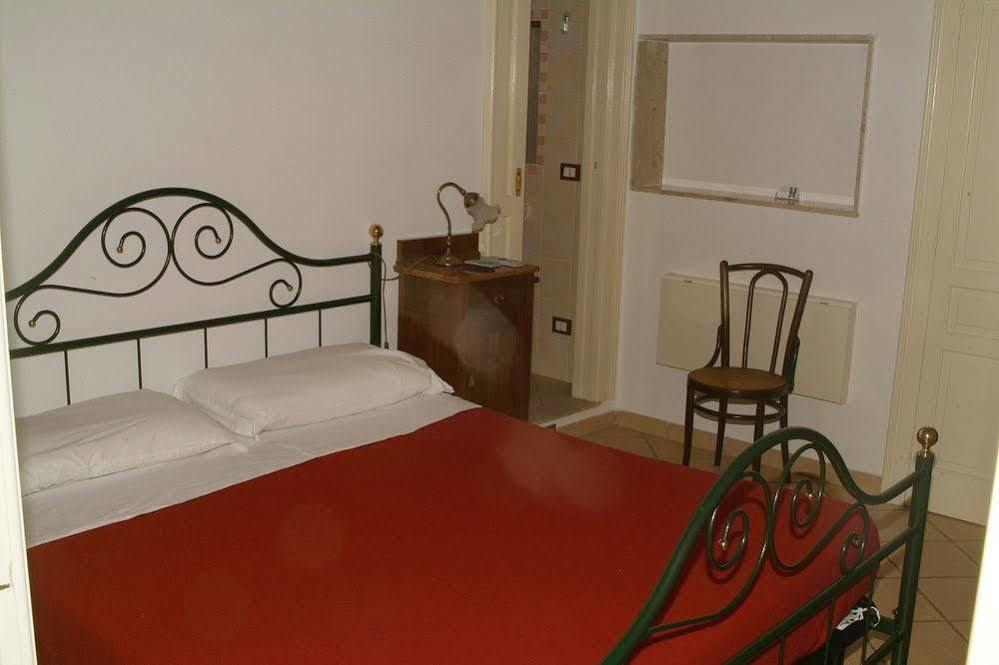 Ortigia Camere Con Vista Da Giulio B&B Syracuse Exteriér fotografie